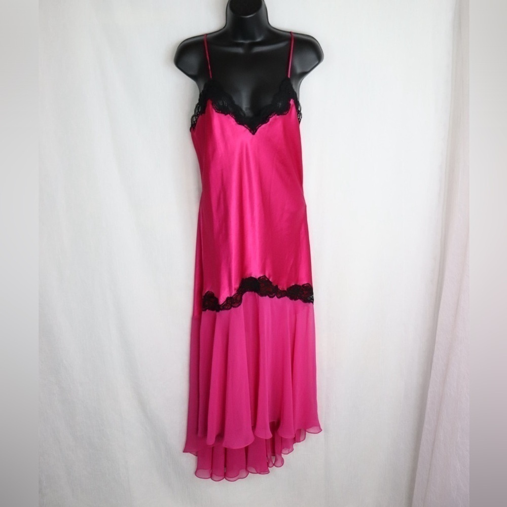 VINTAGE Linda for La Vie en Rose Pink Lace Long Adjustable Nightgown Negligee